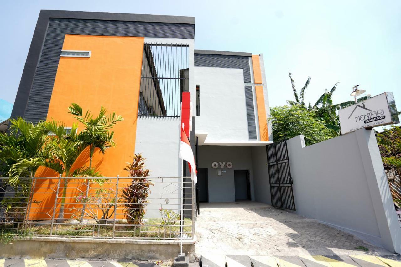 Oyo 1316 Mentari Family Homestay Probolinggo Dış mekan fotoğraf