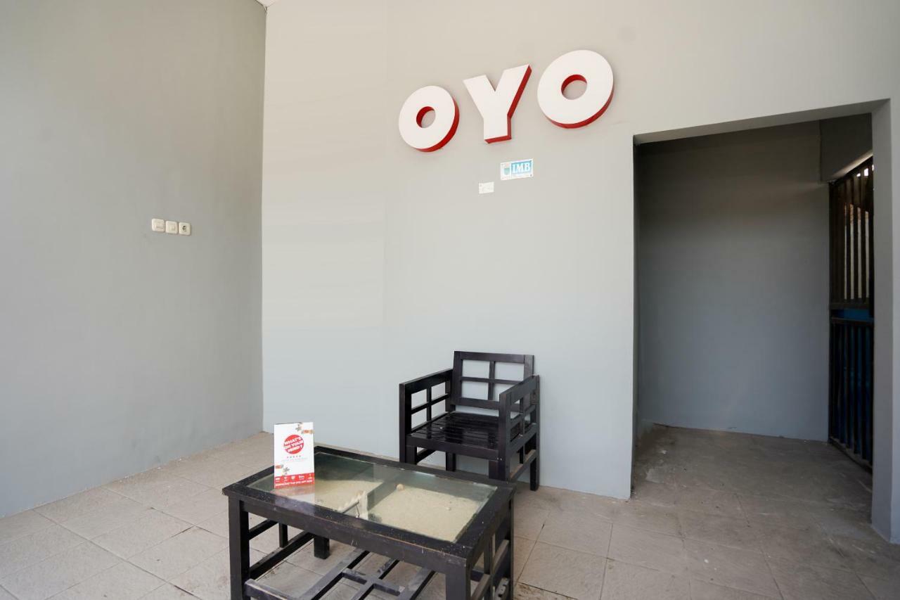 Oyo 1316 Mentari Family Homestay Probolinggo Dış mekan fotoğraf